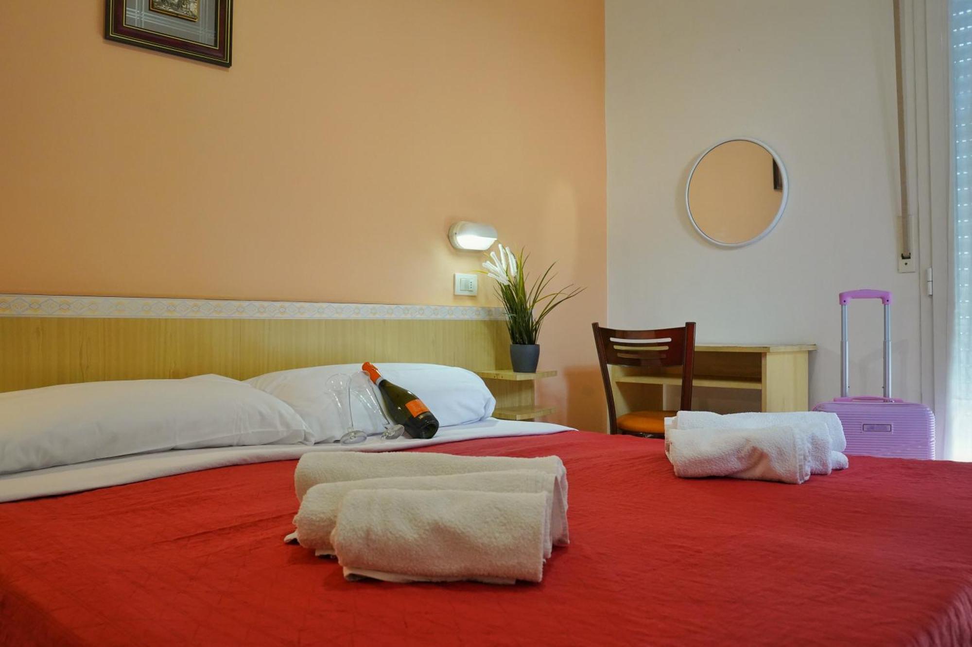 Hotel Malibu Mare ريميني المظهر الخارجي الصورة