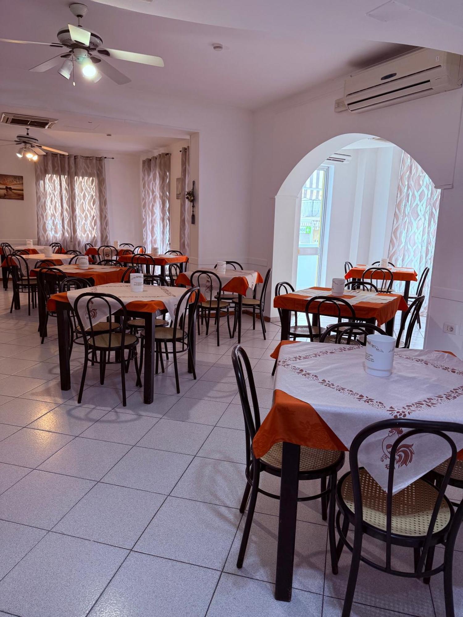 Hotel Malibu Mare ريميني المظهر الخارجي الصورة