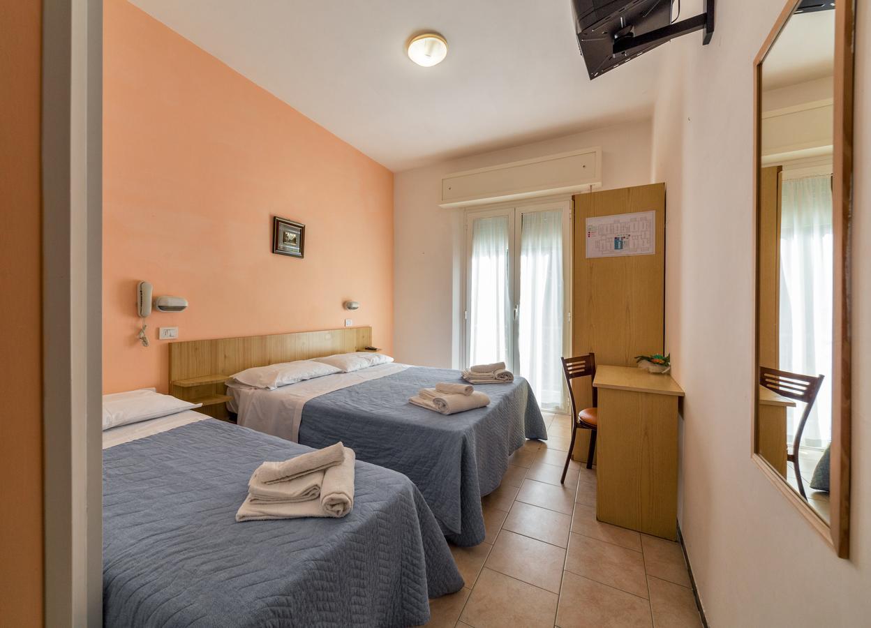 Hotel Malibu Mare ريميني المظهر الخارجي الصورة