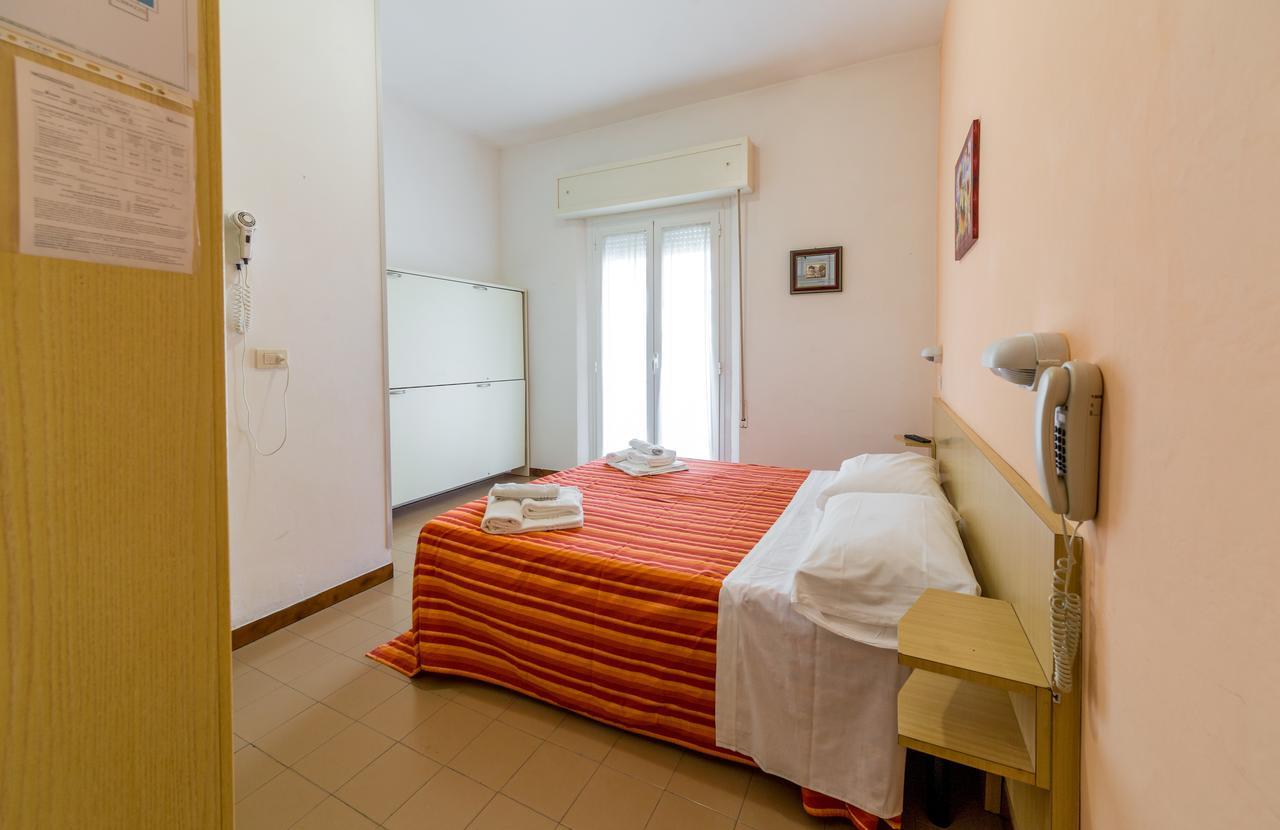 Hotel Malibu Mare ريميني المظهر الخارجي الصورة