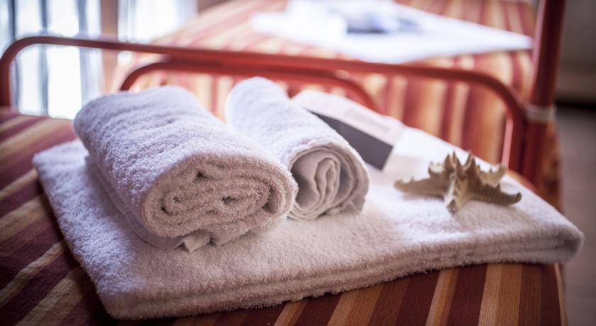 Hotel Malibu Mare ريميني المظهر الخارجي الصورة